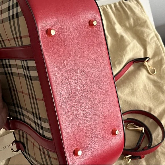 Burberry Red Trim Vintage Check Dome Satchel - Picture 9 of 9